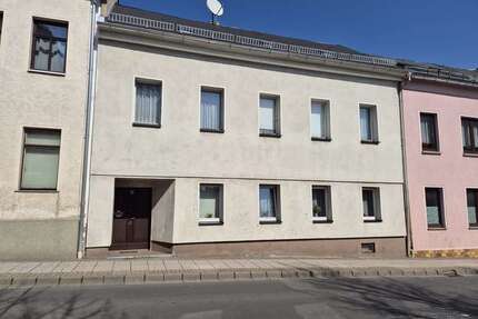Haus zum Kaufen in Reichenbach 29.000,00 € 90 m²