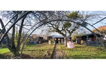 Schrebergärten ( 2 Stück ) - 4.680,00&nbsp;EUR Kaltmiete, ca.&nbsp; 0,00&nbsp;m&sup2; in Coburg (PLZ: 96450)