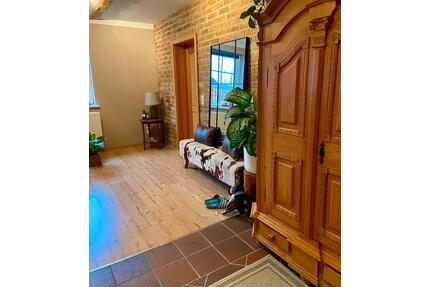 2 Zimmer Wohnung mit großzügigem Abstellraum und kleinem Garten - Burgdorf