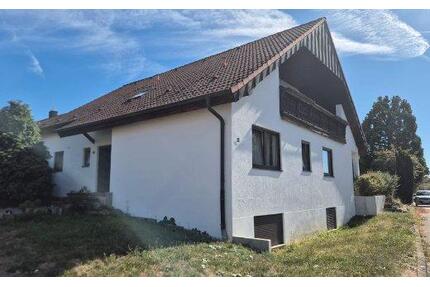 Großzügige 4-Zimmer-EG-Wohnung (145m²) mit Garten & Wintergarten - Erdmannhausen