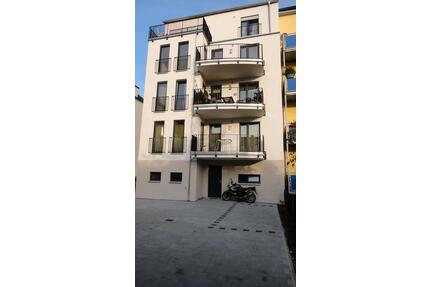 Zwei Zimmer Penthouse Wohnung - 235.000,00&nbsp;EUR Kaufpreis, ca.&nbsp; 57,00&nbsp;m&sup2; in Weiden in der Oberpfalz (PLZ: 92637)