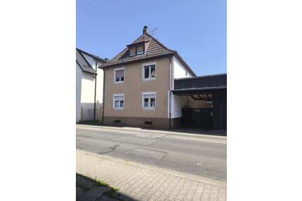 2-Familien-Haus mit schönem Garten in zentraler Lage - Pfungstadt