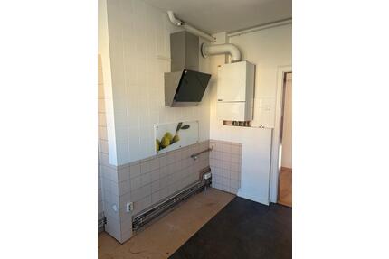 4-Zimmer Wohnung mit Balkon im 1. OG in Eisenach Stadtmitte