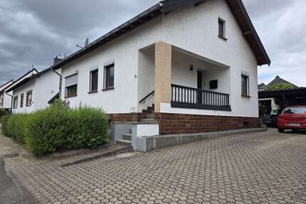 Haus zum Kaufen in Nideggen 179.000,00 € 65 m²