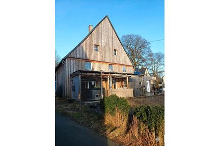 Sanierte DHH mit Fachwerk-Charme & großem Garten - Hilchenbach