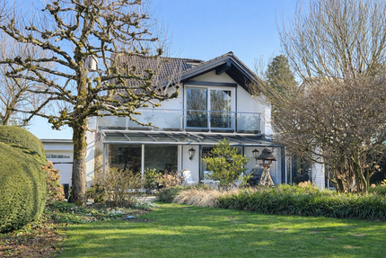 Haus zum Kaufen in Wermelskirchen 940.000,00 € 280 m²