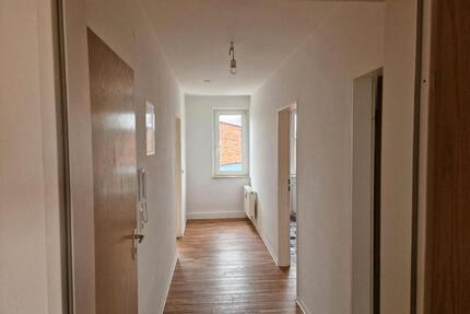 75 m² Zweizimmerwohnung , 2.OG, 890 Euro; Dassow NWM