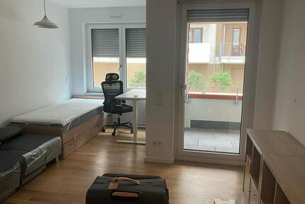 1-Zimmer Wohnung mit Balkon in Frankfurt Gallusviertel - Frankfurt am Main