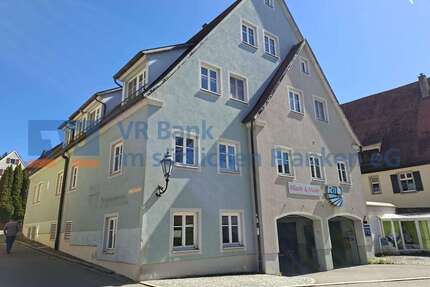Haus zum Kaufen in Feuchtwangen 423.000,00 € 160 m²