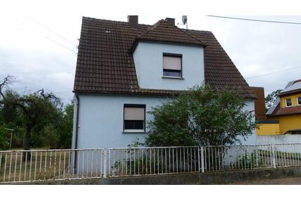 Haus in Röderau zu verkaufen - 132.500,00&nbsp;EUR Kaufpreis, ca.&nbsp; 110,00&nbsp;m&sup2; in Zeithain (PLZ: 01619)