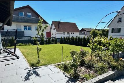 Einfamilienhaus zur Miete - 2.000,00&nbsp;EUR Kaltmiete, ca.&nbsp; 200,00&nbsp;m&sup2; in Oberndorf am Neckar (PLZ: 78727)