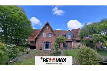 Haus zum Kaufen in Nienhagen 429.000,00 € 210 m²