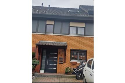 Provisionsfrei: Schönes Reihenmittelhaus in verkehrsberuhigter La - Dortmund Eving