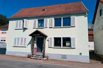 Haus & schön ausgebaute Sandsteinscheune( Rohbau) inkl. ca.780qm - Neuhemsbach