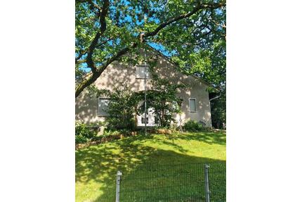 EinZweifamilienhaus - 270.000,00&nbsp;EUR Kaufpreis, ca.&nbsp; 180,00&nbsp;m&sup2; in Ense (PLZ: 59469)