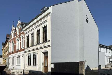 Haus zum Kaufen in Bad Honnef 795.000,00 € 318 m²