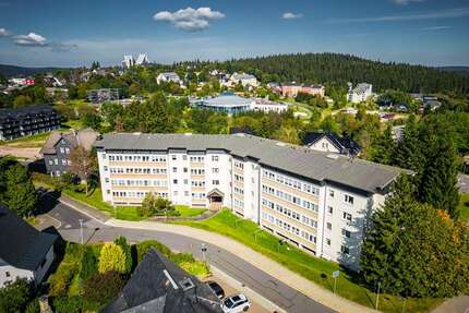 Wohnung zum Mieten in Oberhof 281,23 € 42.55 m²