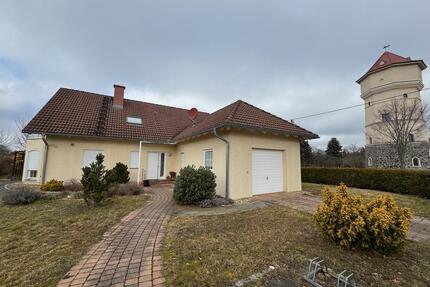Ein-Zweifamilienhaus am Wasserturm von Grossdubrau - Malschwitz