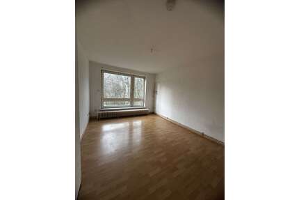 Wohnung zum Kaufen in Wilhelmshaven 77.000,00 € 69.54 m²