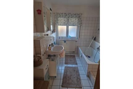 Wohnung 3 Zimmer ebenerdig - 250.000,00&nbsp;EUR Kaufpreis, ca.&nbsp; 85,00&nbsp;m&sup2; in Trossingen (PLZ: 78647)