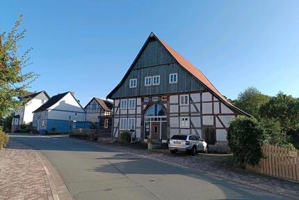 Fachwerkhaus - 198.500,00&nbsp;EUR Kaufpreis, ca.&nbsp; 163,00&nbsp;m&sup2; in Diemelstadt (PLZ: 34474)