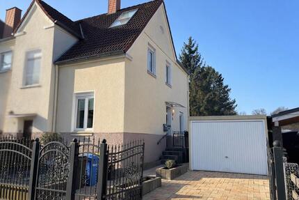 Modernisiertes Zechenhaus mit großer Garage - sofort bezugsfertig - Essen Stadtbezirk VI