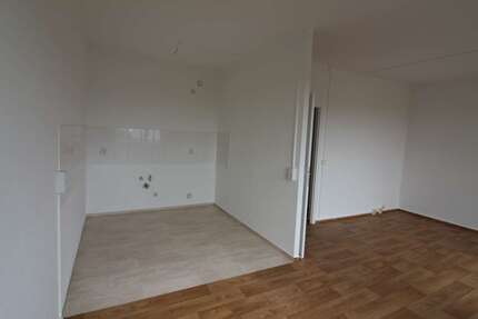 Wohnung zum Mieten in Dessau-Roßlau 424,00 € 64.11 m²