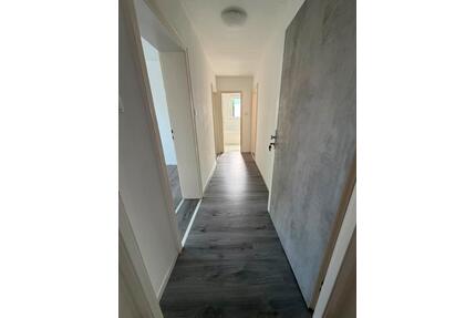 Schöne 3 Zimmer Wohnung in MengershausenRosdorf