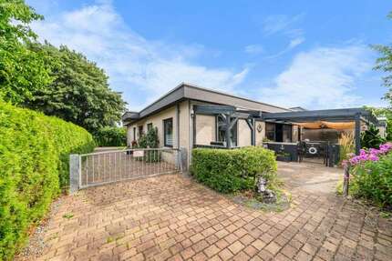 Haus zum Kaufen in Bad Bramstedt 439.000,00 € 138.42 m²