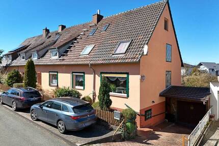 Solide Doppelhaushälfte mit Garage und wunderschönem Garten in Ahnatal-Heckershausen - Ahnatal / Heckershausen