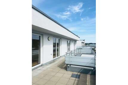 Wohnung zum Mieten in Friedrichshafen 1.990,00 € 150 m²