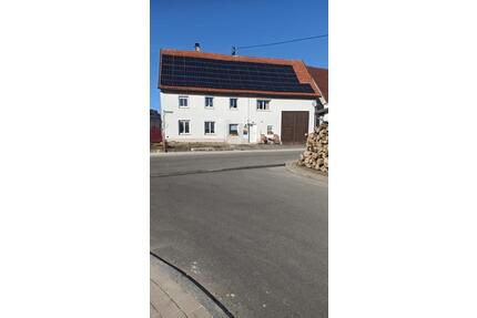 Charmantes Bauernhaus mit Geschichte zu verkaufen - Renquishausen