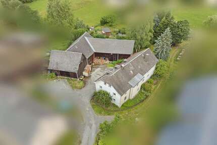 Haus zum Kaufen in Schauenstein 260.000,00 € 230 m²