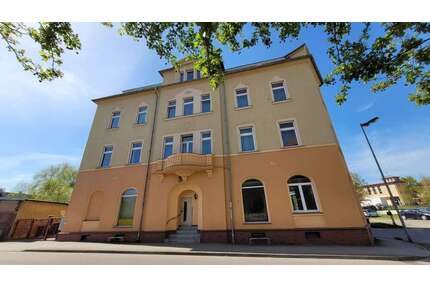 Haus zum Kaufen in Crimmitschau 219.000,00 € 360 m²