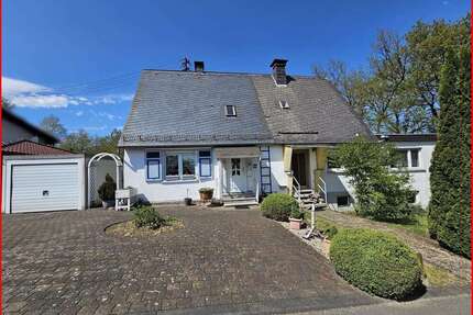 Haus zum Kaufen in Idar-Oberstein 99.000,00 € 153 m²