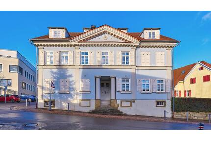 3 Zi DG-Wohnung in historisch geprägtem Stadthaus im Herzen der Bietigheimer Altstadt! - Bietigheim-Bissingen