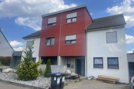 Haus zum Mieten in KL-Morlautern 2.500,00 € 242 m²