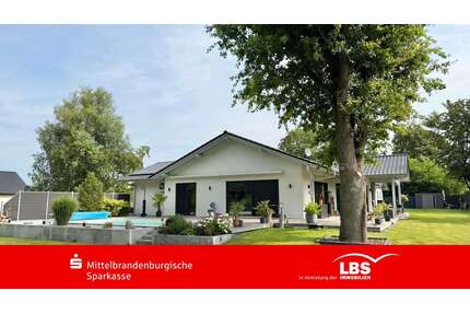 Haus zum Kaufen in Löwenberger Land 899.000,00 € 243.92 m²