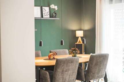 Haus zum Mieten in Stuttgart 3.800,00 € 206 m²
