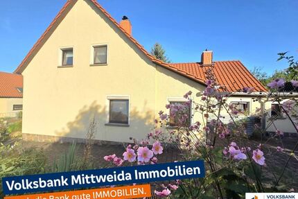 Schöne Doppelhaushälfte mit großem Grundstück und vielen Extras! - Mittweida
