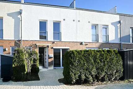 Haus zum Kaufen in Neu Wulmstorf 569.000,00 € 154 m²