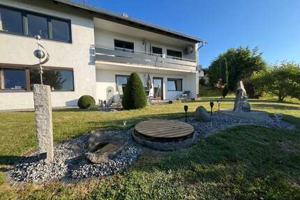 Wohnung zum Kaufen in Fürstenstein 149.000,00 € 80 m²