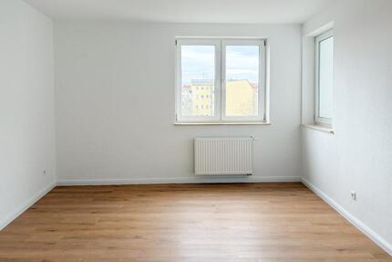 Modernes Wohnen mit Stil – Erstbezug nach Sanierung in der Karl-Schmidt-Straße - Magdeburg