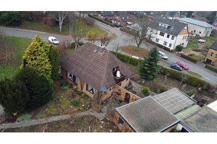 Charmantes Einfamilienhaus in bevorzugter Lage mit großem Garten - Brunsbüttel