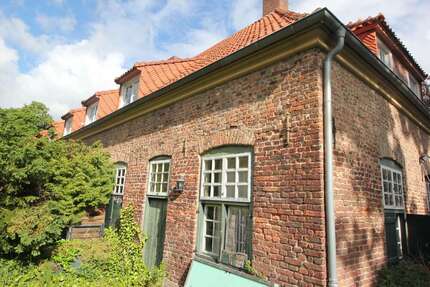 Haus zum Kaufen in Wesel 128.000,00 € 155 m²