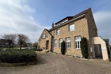 Wohnen mit Charme im Ortskern - 1.020,00&nbsp;EUR Kaltmiete, ca.&nbsp; 130,90&nbsp;m&sup2;&nbsp;Wohnfl&auml;che in Ibbenbüren / Püsselbüren (PLZ: 49479)