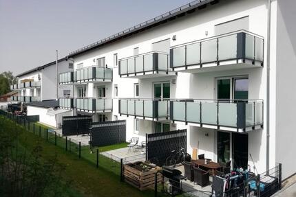 NEUBAU - Terrasse & Garten zum ENTSPANNEN - VERMIETET - KfW40 +++ - Plattling