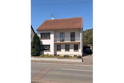Haus zum Kaufen in Wallerfangen 290.000,00 € 219 m²