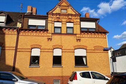 Seltene Gelegenheit in WI-Schierstein – Haus mit Doppelgarage - Wiesbaden