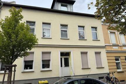 Vollvermietetes 5 Fam. Haus in sehr guter Lage von Bernburg